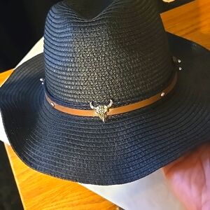 Cowgirl Western Style Black Hat 🤠⭐️